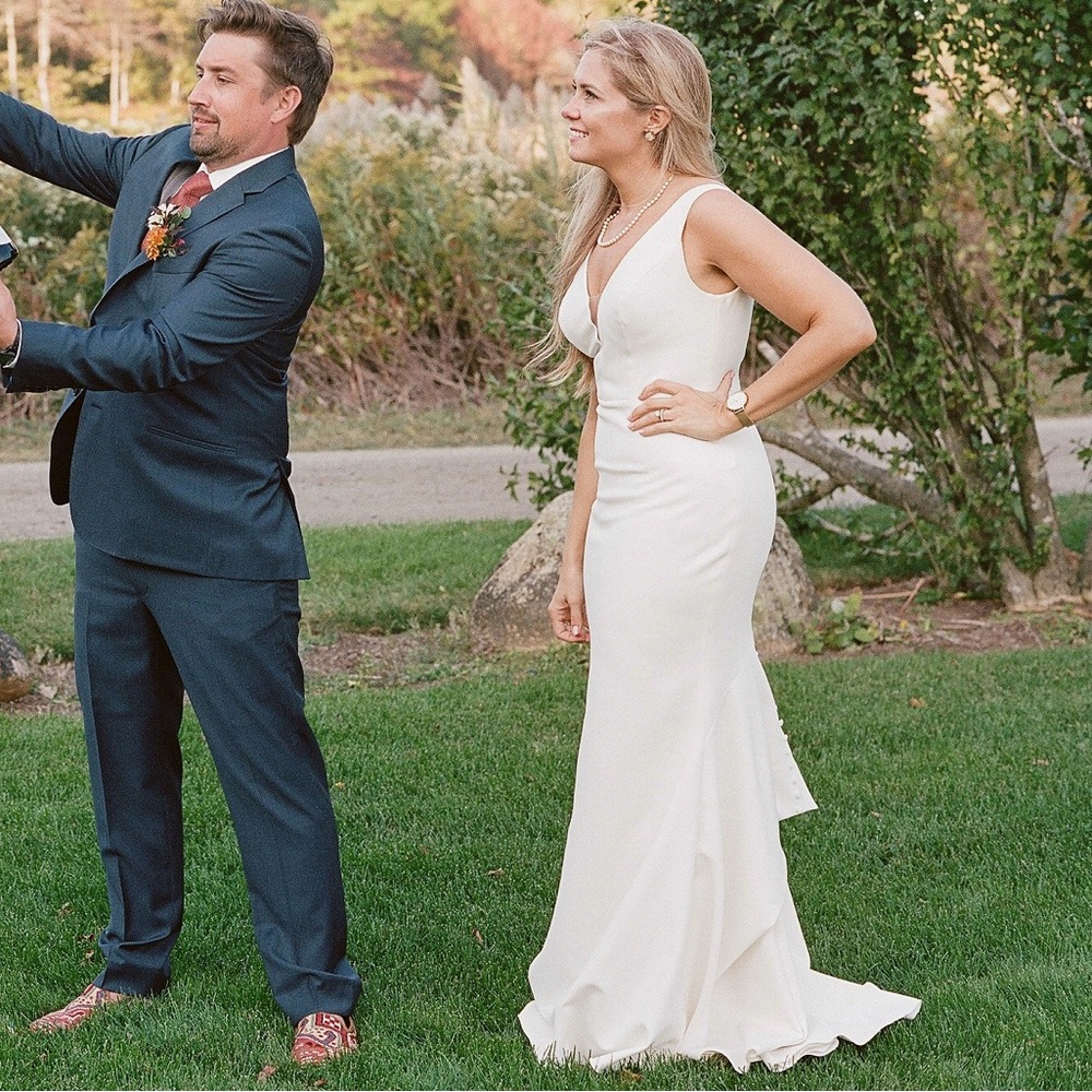 Elegant White Crepe Wedding Dress